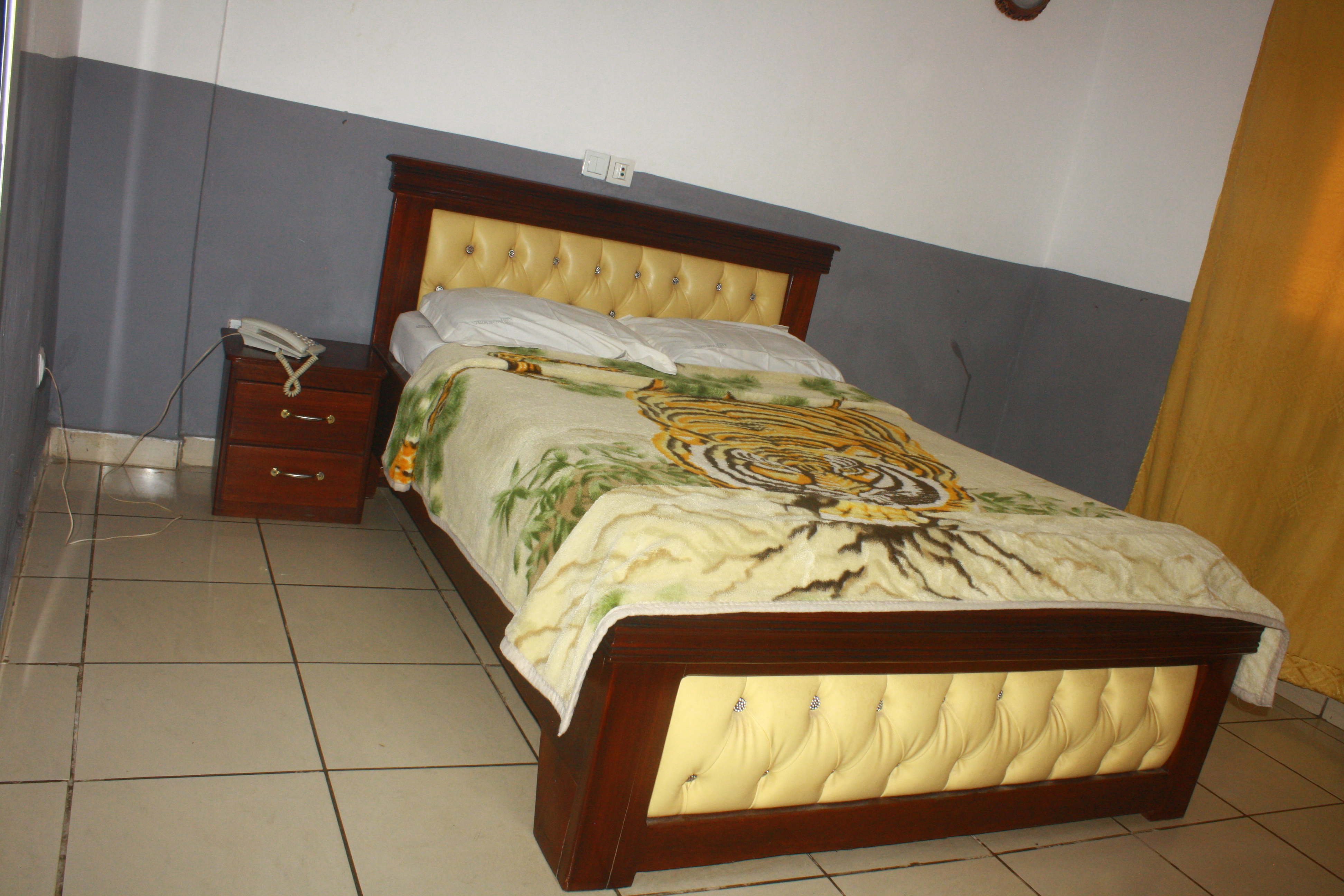 Chambre continentale - Safari Hotel